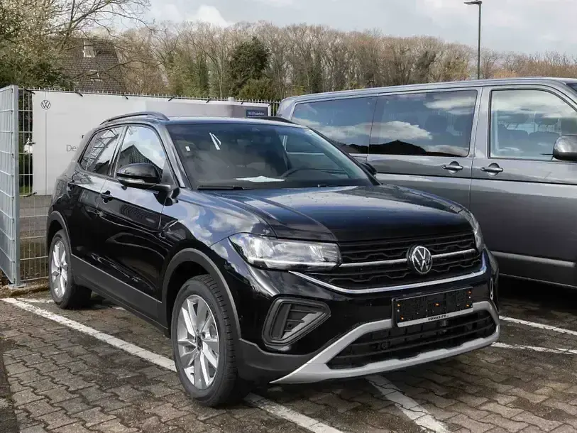 Neu VW T-Cross Life 116 PS (85 kW) 2026 Schwarz SUV