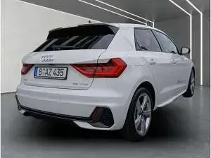 Gebraucht Audi A1 150 PS (110 kW) 2026 Weiß (cortinaweiß) SUV
