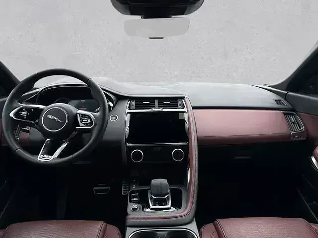 Używany Jaguar E-Pace R-Dynamic 241 KM (177 kW) 2023 Niebieski SUV