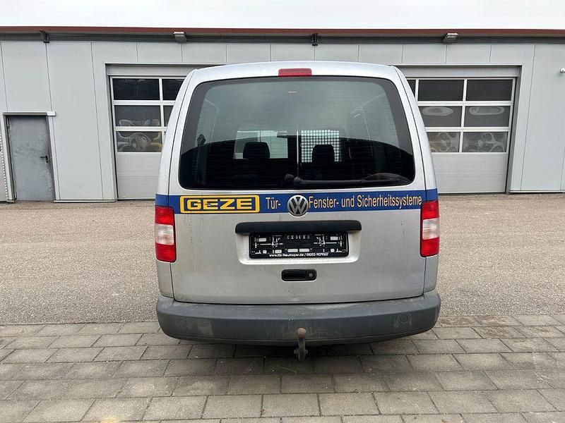 Gebraucht VW Caddy Maxi 102 PS (75 kW) 2009 Silber Van / Kleinbus