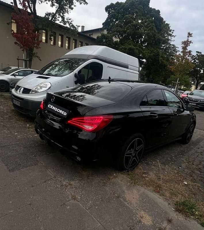 Schwarz Gebraucht 2014 Mercedes CLA200 AMG line Coupé | 17.400 € (Guter Preis) - Bild 1/4