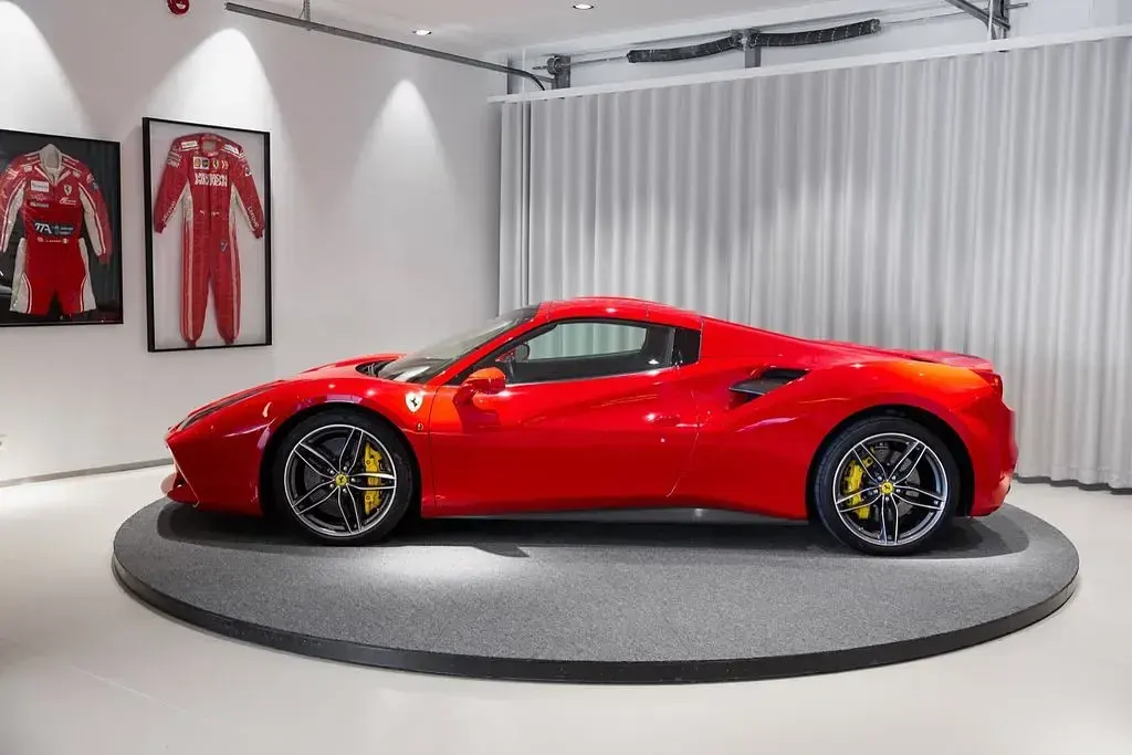 Gebraucht Ferrari 488 669 PS (492 kW) 2018 Cabrio
