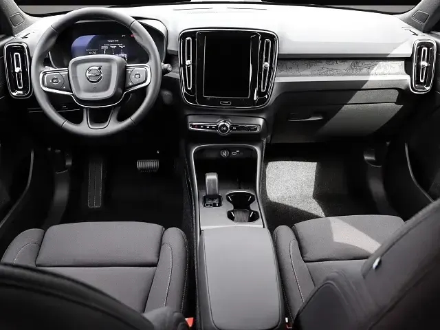 Gebraucht Volvo EX40 Single Motor Extended Range 185 kW (252 PS) 2025 Grün SUV