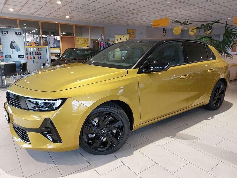 Gelb Gebraucht 2022 Opel Astra GS Line Limousine | 23.990 € (Guter Preis) - Bild 1/4