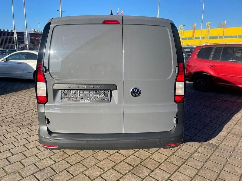 Gebraucht VW Caddy 102 PS (75 kW) 2023 Grau Van / Kleinbus