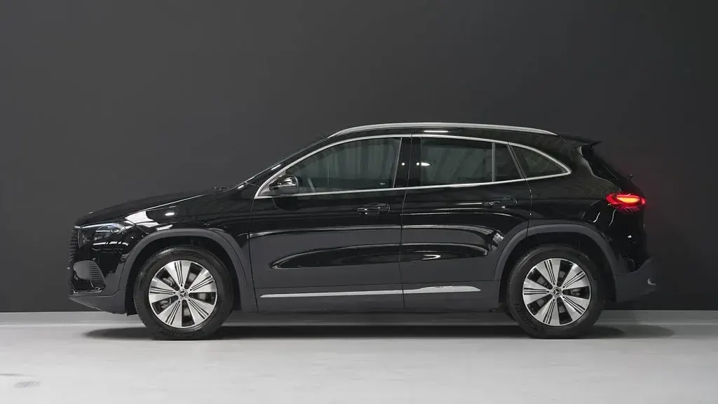 Neu Mercedes EQA250+ 139 kW (190 PS) 2026 Nachtschwarz  unilack SUV