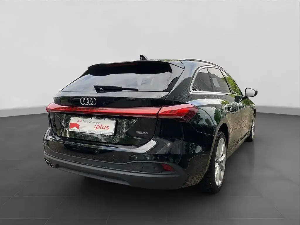 Gebraucht Audi A5 Sport 204 PS (150 kW) 2025 Schwarz Kombi