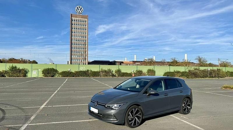 Gebraucht 2021 VW Golf VIII Style Kleinwagen | 20.000 € (Superpreis) - Bild 1/4