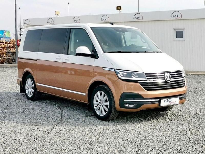 Gebraucht VW Multivan Highline 204 PS (150 kW) 2023 Braun Van