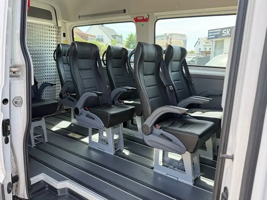 Używany MAN TGE 140 KM (102 kW) 2021 Biały Van