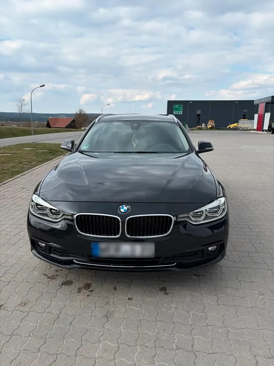Gebraucht BMW 320 190 PS (139 kW) 2017 Schwarz Kombi