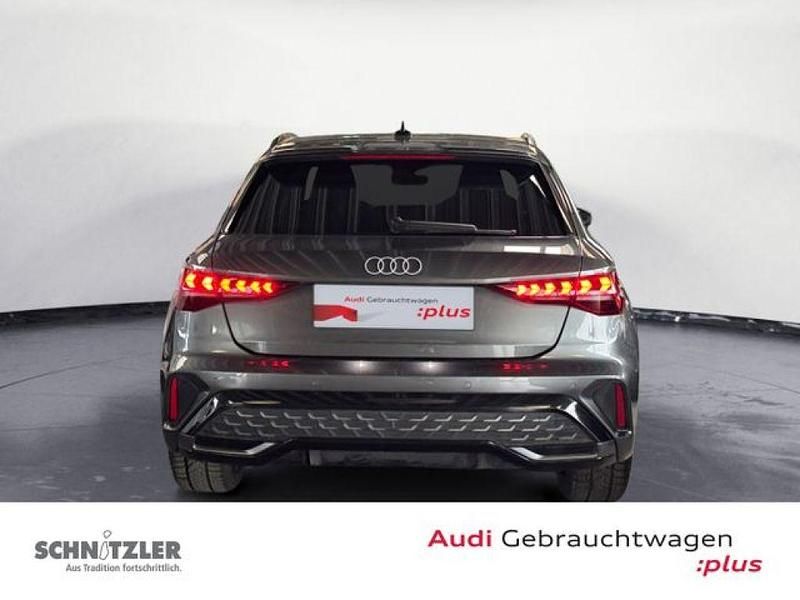 Gebraucht Audi A3 S-Line 204 PS (150 kW) 2025 Grau Limousine