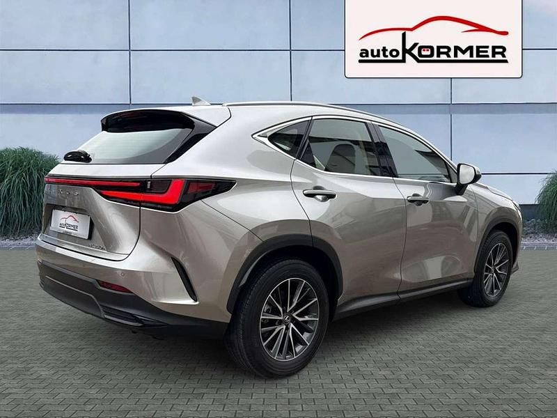 Neu Lexus NX350h Business Edition 200 PS (147 kW) 2025 Titaniumsilber metallic SUV