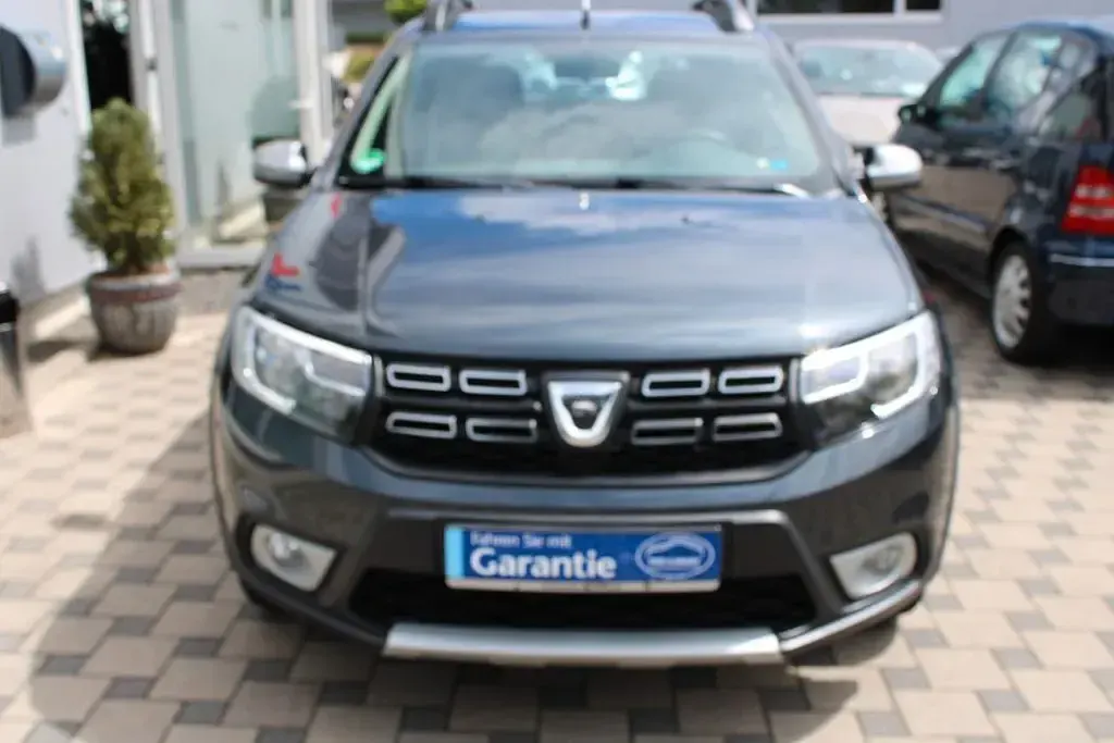 Gebraucht Dacia Sandero Stepway Ambiance 90 PS (66 kW) 2017 Grau SUV