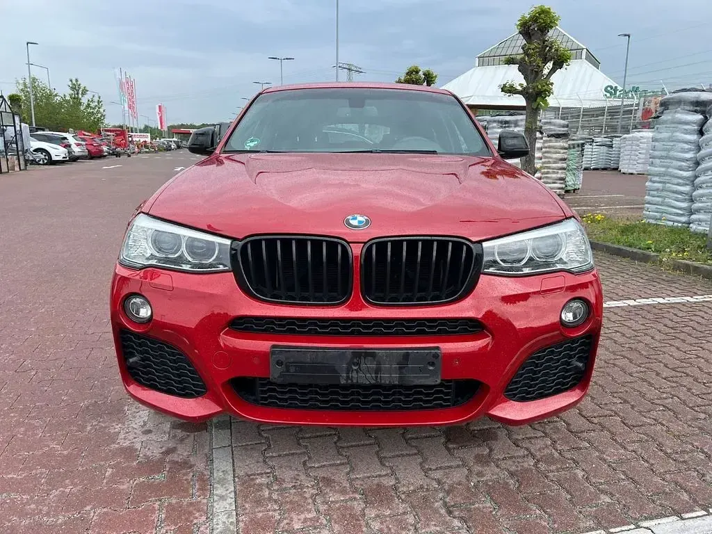 Gebraucht BMW X4 M Sport 190 PS (139 kW) 2018 Rot SUV
