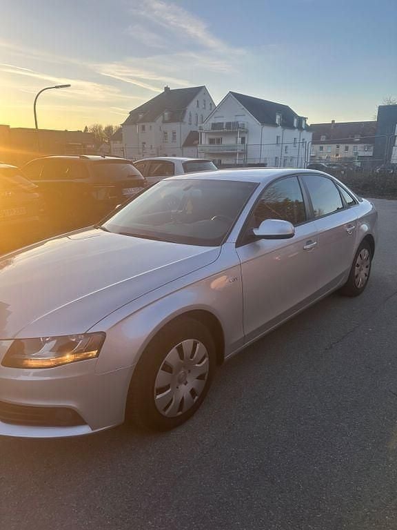 Gebraucht Audi A4 Ambiente 239 PS (175 kW) 2010 Silber Limousine