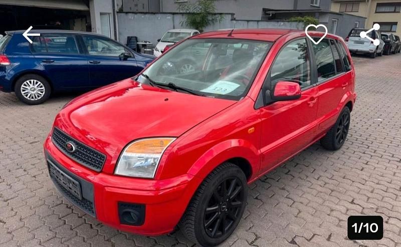 Gebraucht Ford Fusion 80 PS (58 kW) 2012 Rot Kleinwagen