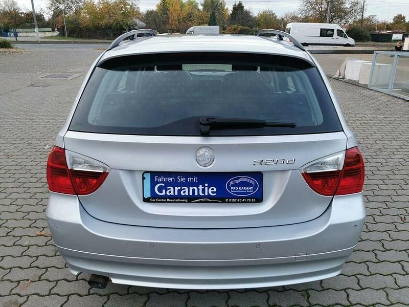 Gebraucht BMW 320 Advantage 163 PS (119 kW) 2006 Silber Kombi