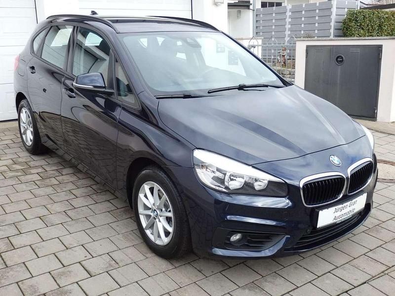 Gebraucht BMW 218 136 PS (100 kW) 2018 Imperialblaumetallic Van / Kleinbus