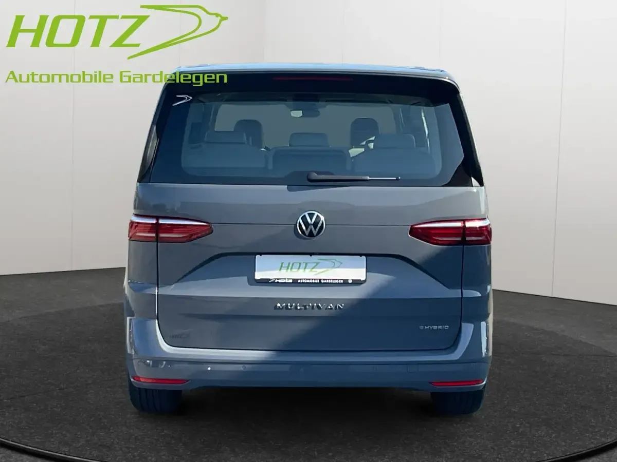 Używany VW Multivan Life 150 KM (110 kW) 2022 Minivan
