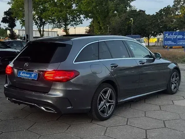 Gebraucht Mercedes C180 AMG 156 PS (114 kW) 2020 Grau Kombi