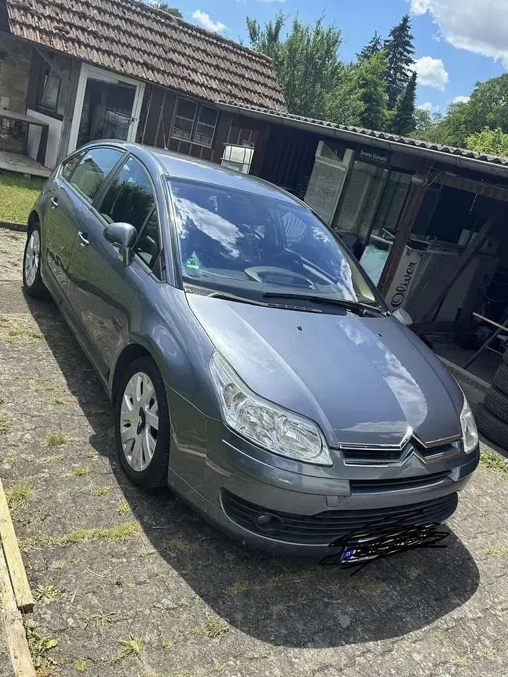 Gebraucht Citroën C4 Comfort 109 PS (80 kW) 2006 Limousine