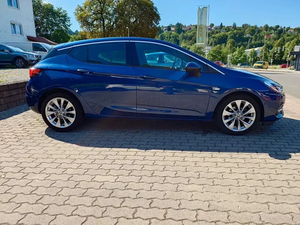Gebraucht Opel Astra Elegance 145 PS (106 kW) 2020 Blau Limousine