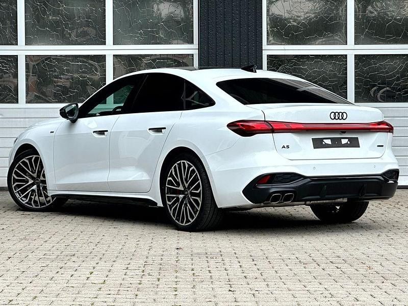 Neu Audi A5 S-Line 204 PS (150 kW) 2025 Weiß Limousine