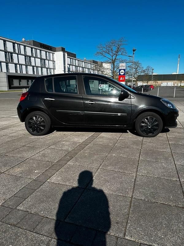 Gebraucht Renault Clio III 75 PS (55 kW) 2006 Schwarz Kleinwagen