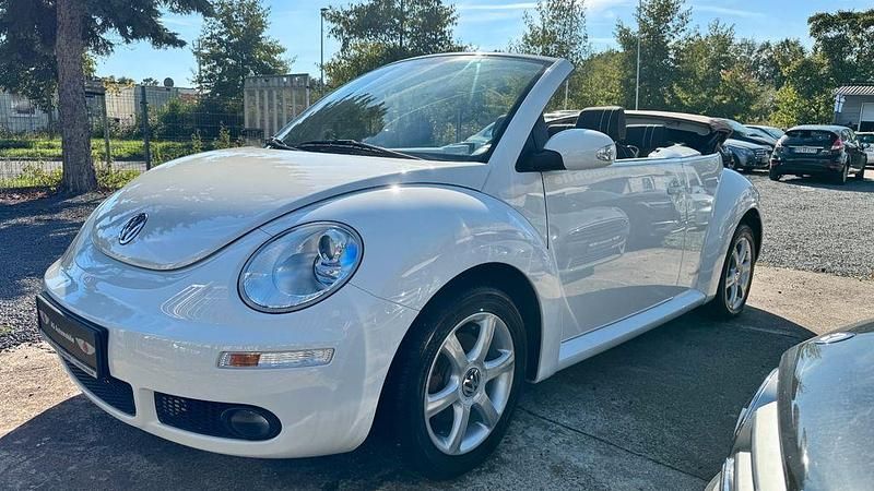 Weiß Gebraucht 2009 VW Beetle Style Cabrio | 5.950 € (Etwas zu teuer) - Bild 1/4