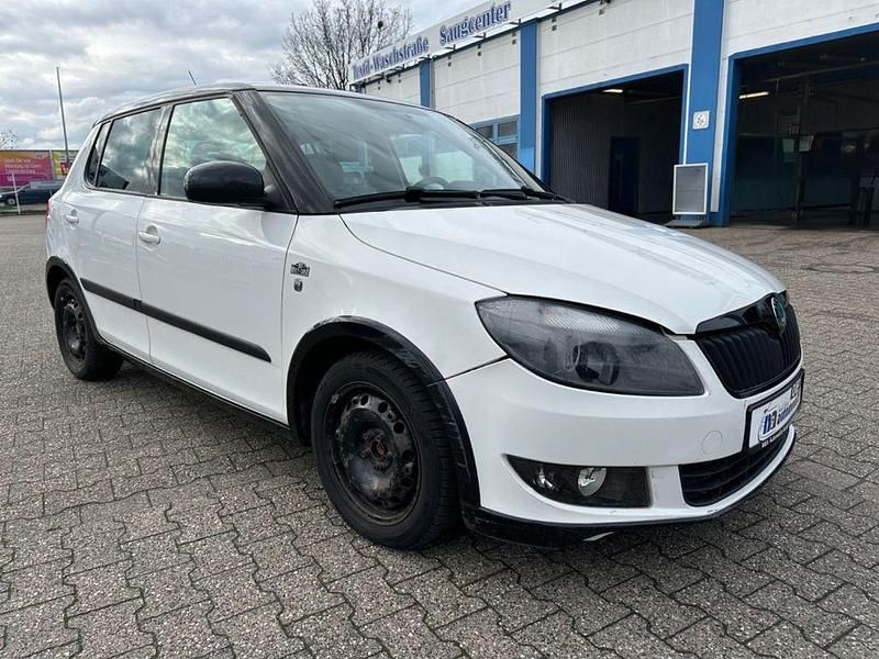 Gebraucht Skoda Fabia Active 75 PS (55 kW) 2012 Weiß Limousine
