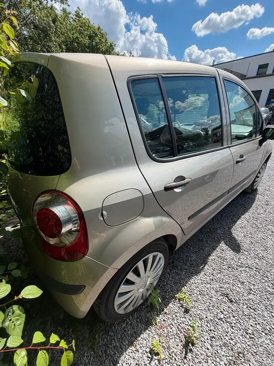 Gebraucht Renault Modus 75 PS (55 kW) 2007 Gold Van / Kleinbus