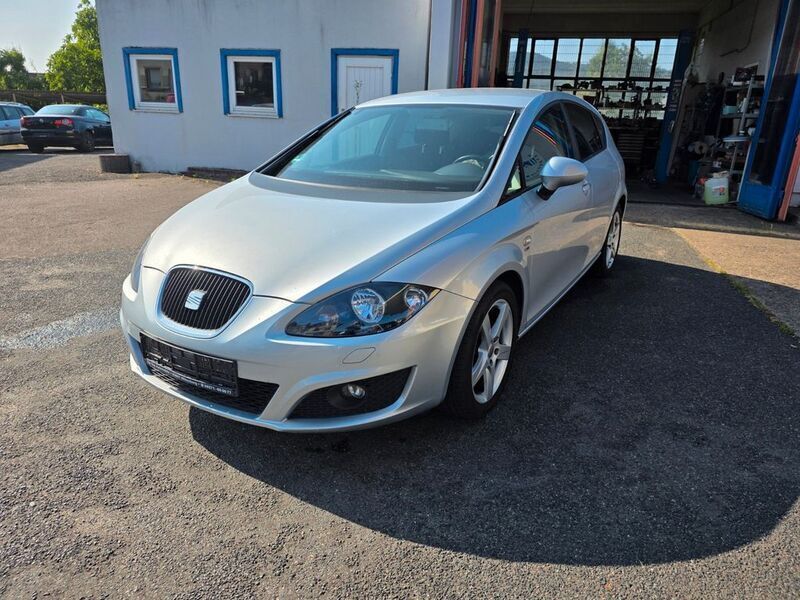 Gebraucht Seat Leon Sport 160 PS (117 kW) 2011 Silber Limousine
