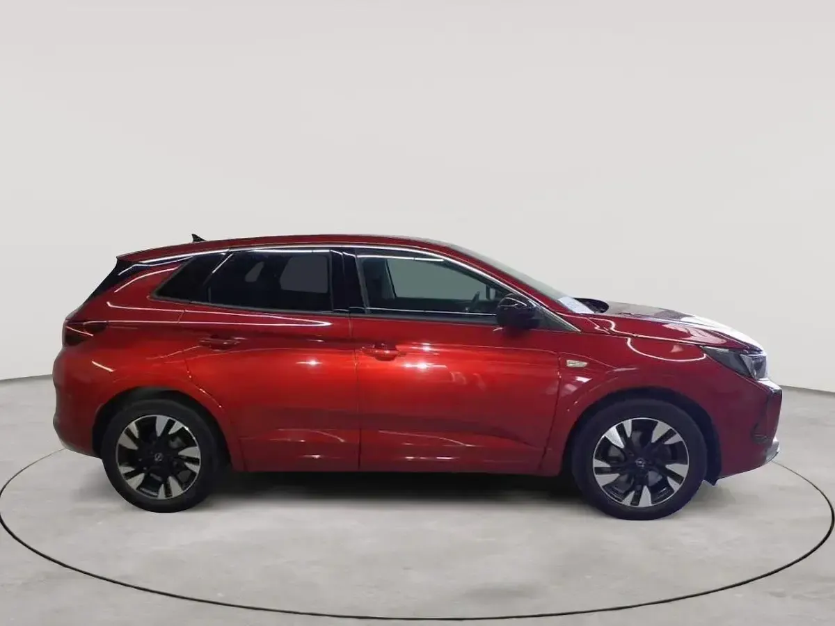 Gebraucht Opel Grandland X Elegance 131 PS (96 kW) 2023 Rot SUV