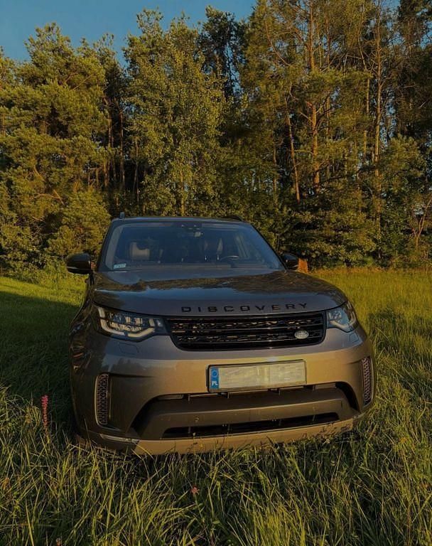 Braun Gebraucht 2018 Land Rover Discovery 5 HSE SUV | 25.000 € (Guter Preis) - Bild 1/4
