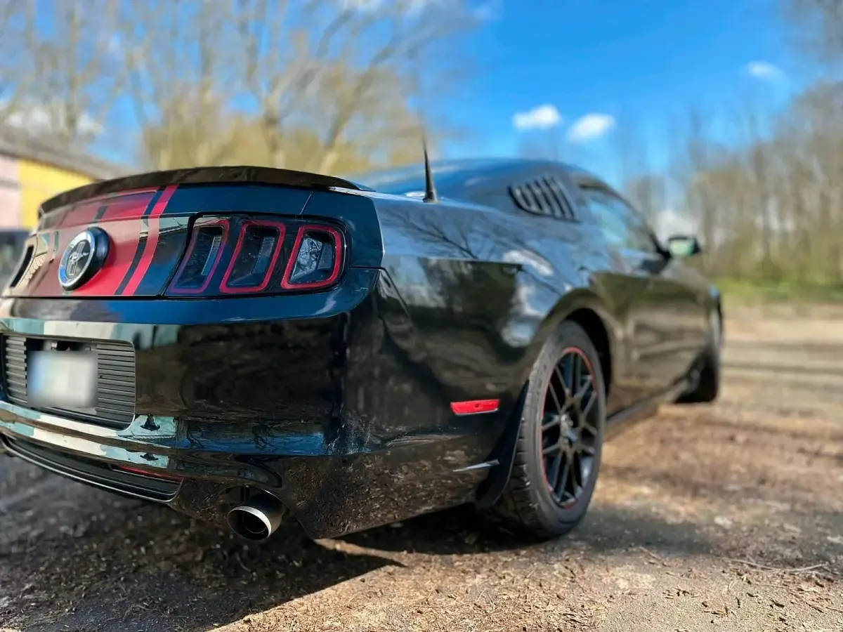 Gebraucht Ford Mustang 305 PS (224 kW) 2014 Schwarz Coupé