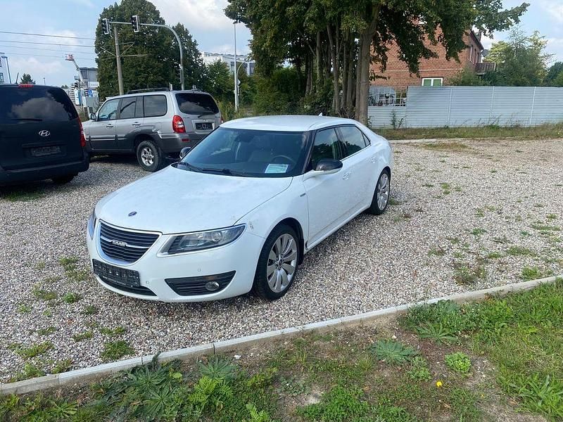 Weiß Gebraucht 2011 Saab 9-5 Vector Limousine | 10.500 € - Bild 1/4