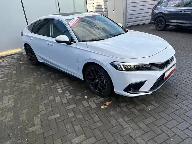 Gebraucht Honda Civic Advance 185 PS (136 kW) 2025 Weiß Limousine