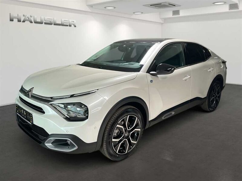 Gebraucht Citroën e-C4 Shine 100 kW (136 PS) 2023 Perlmuttweiß Limousine