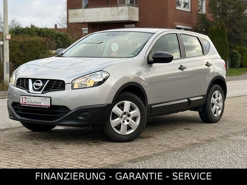 Gebraucht Nissan Qashqai 117 PS (86 kW) 2013 Silber SUV