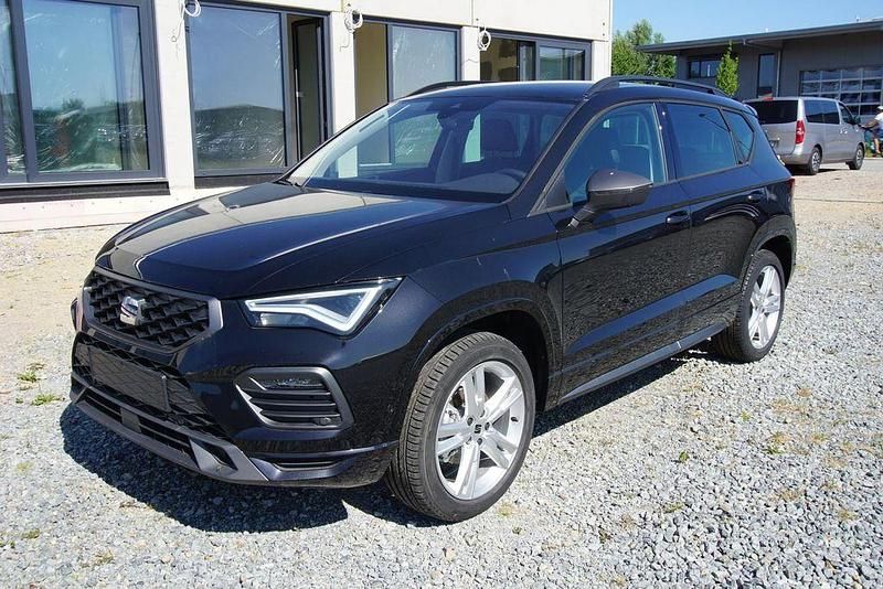 Neu Seat Ateca FR 150 PS (110 kW) 2025 "magic" schwarz SUV