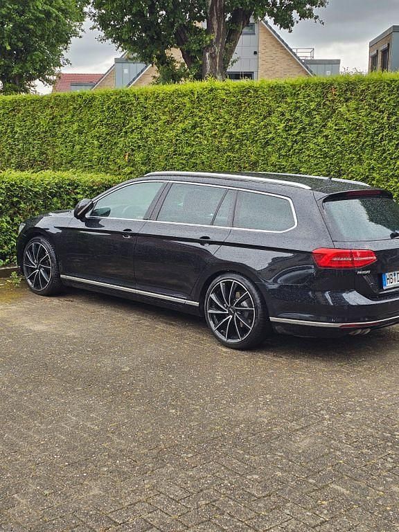 Gebraucht VW Passat 190 PS (139 kW) 2017 Schwarz Kombi