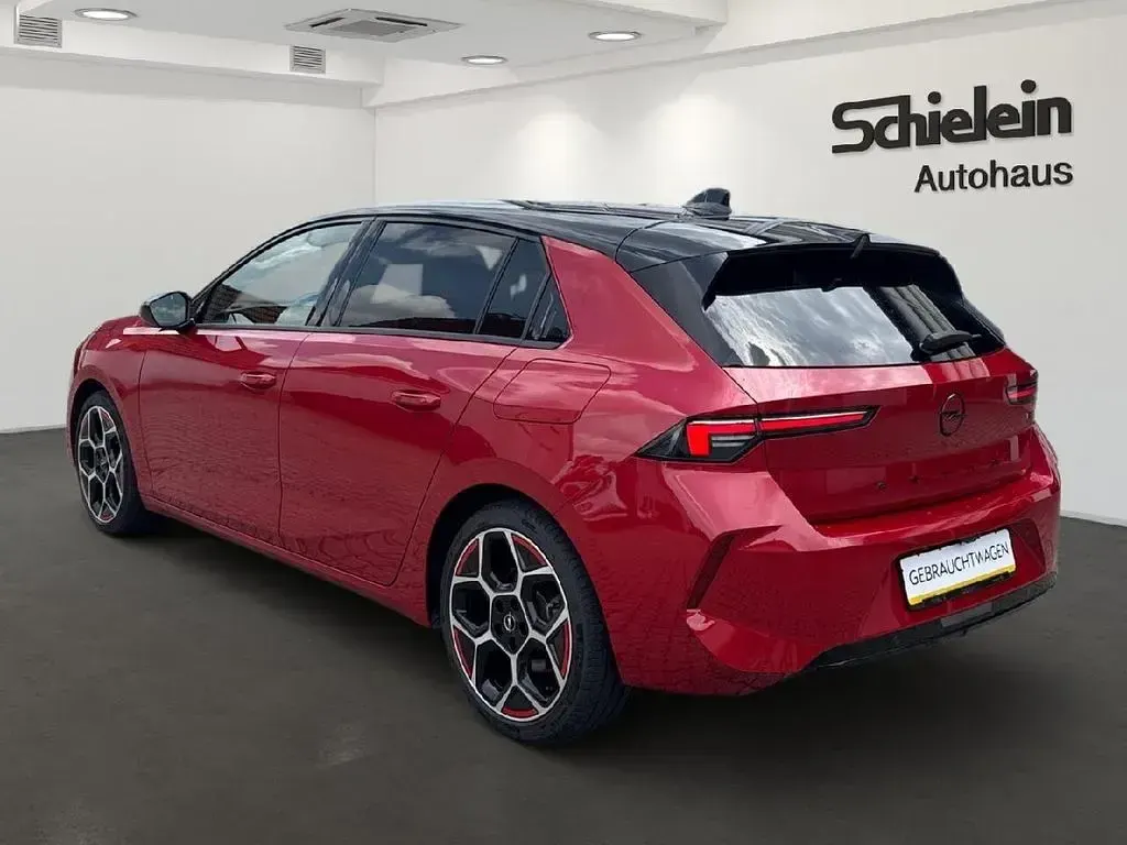 Gebraucht Opel Astra GS Line 181 PS (133 kW) 2022 Chili rot/kardio rot Kleinwagen