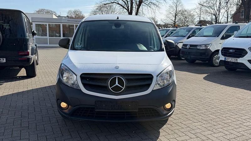 Gebraucht Mercedes Citan 109 90 PS (66 kW) 2017 Arktikweiss Van / Kleinbus