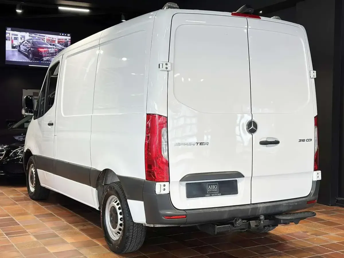 Second-hand Mercedes Sprinter 163 CP (119 kW) 2019 Alb Van