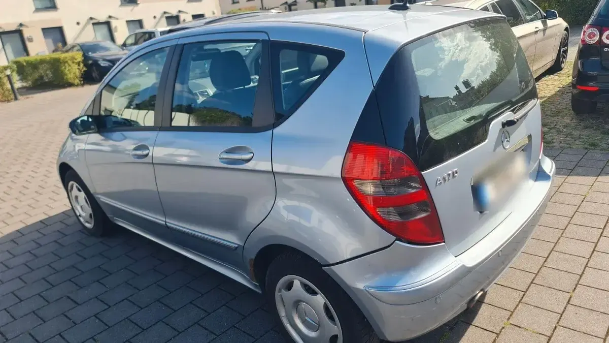 Gebraucht Mercedes A170 Avantgarde 116 PS (85 kW) 2006 Silber Limousine
