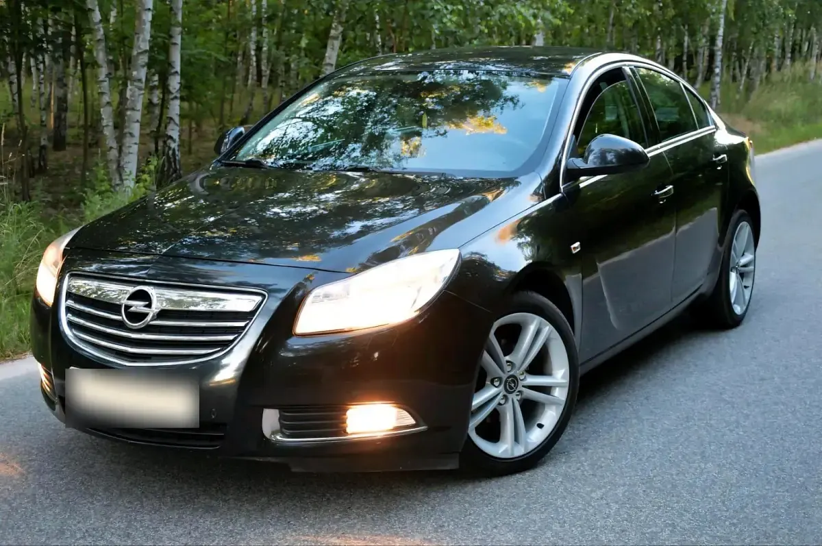Gebraucht Opel Insignia 130 PS (95 kW) 2010 Limousine