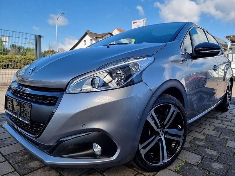 Gebraucht Peugeot 208 GT-line 110 PS (80 kW) 2019 Grau Kleinwagen