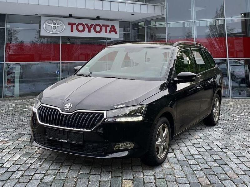 Schwarzmagic perleffekt Gebraucht 2021 Skoda Fabia Style Kombi | 13.990 € (Superpreis) - Bild 1/4