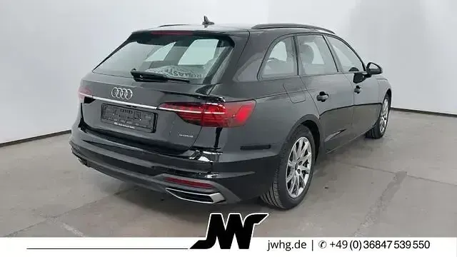 Gebraucht Audi A4 Ambiente 204 PS (150 kW) 2023 Schwarz Kombi